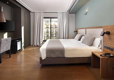 Superior con Cama King Size