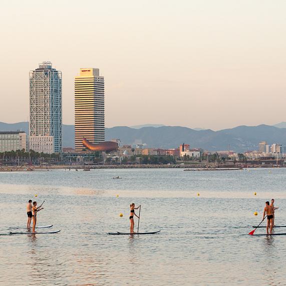 Esports a la platja de Barcelona